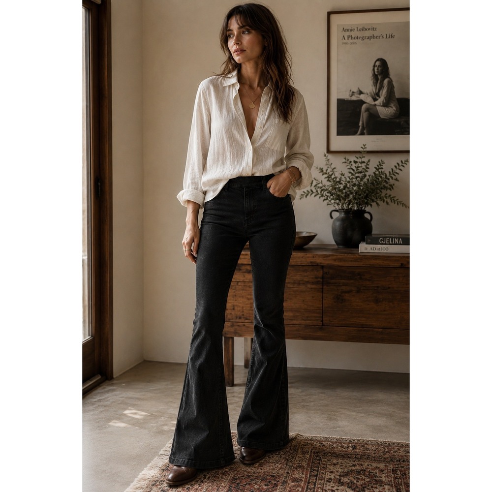 Nili Lotan Flare Jeans Low Rise Jeans Wash Black 6